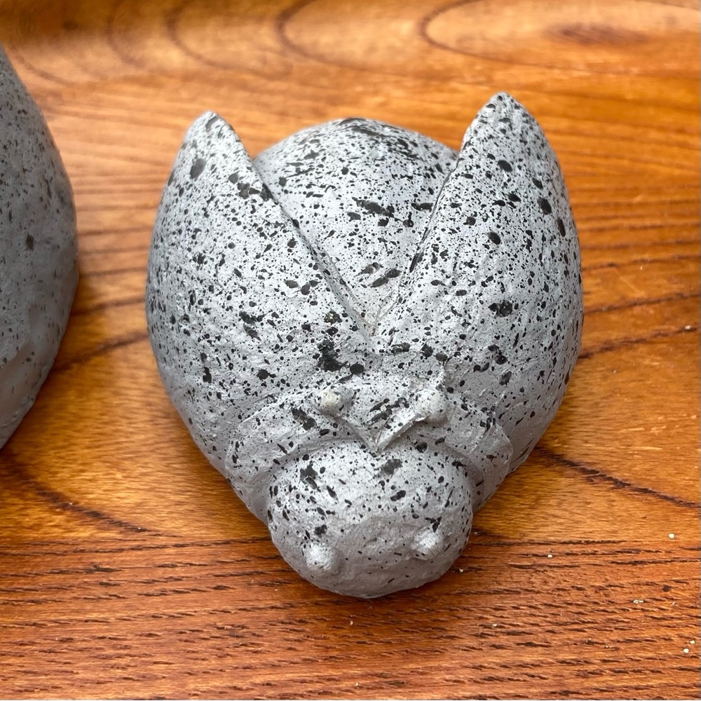 Garden Ladybugs and Dragonflies Indoor or Outdoor Resin Decor by Hearth Song - Picture 6 of 14